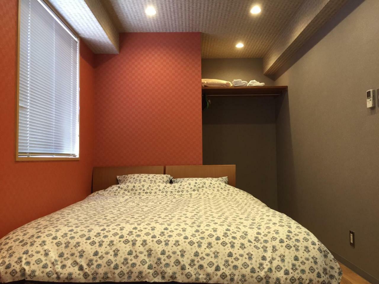 Career Cooporation Hotel Osaka Exterior photo